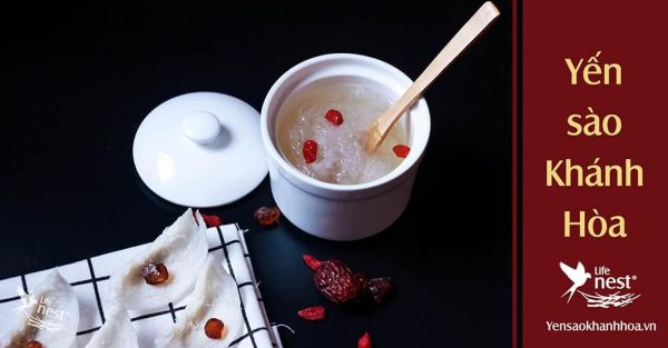 Yến chưng đường phèn